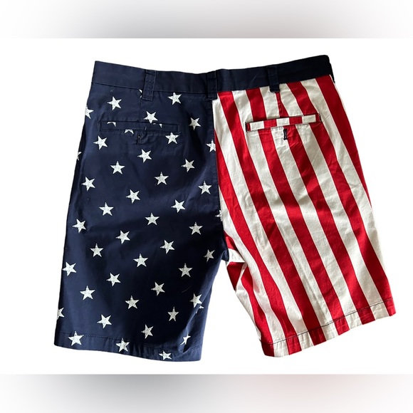 CLUB ROOM American flag men’s patriotic red white blue cargo shorts sz 32W NWT - Picture 3 of 3
